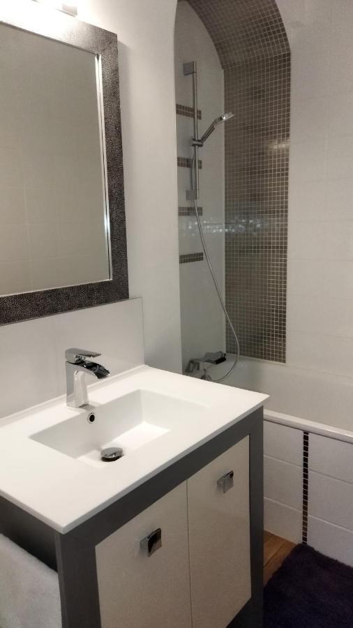 Appartements Les Remparts D'Alienor Poitiers Ngoại thất bức ảnh